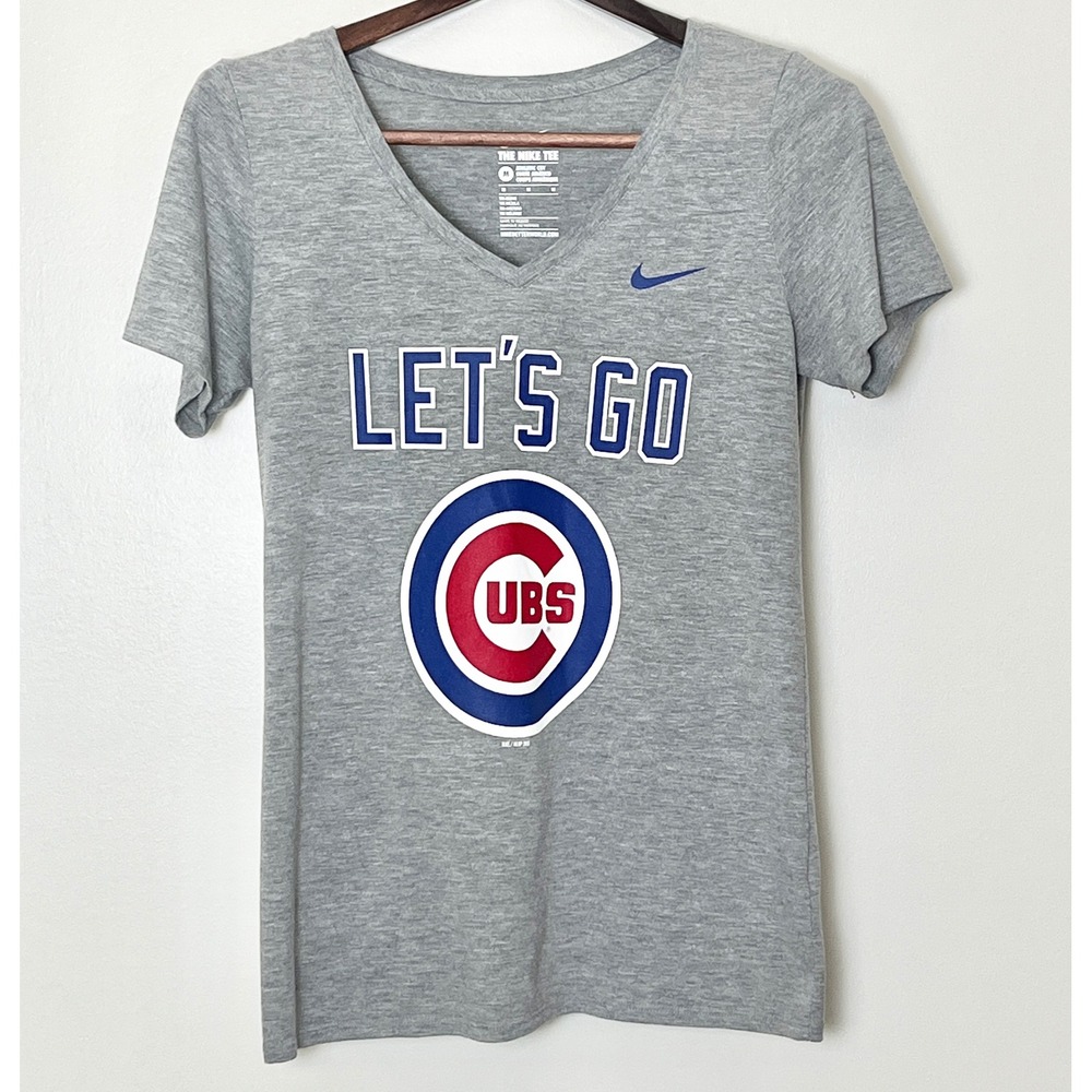 Nike Chicago Cubs V-Neck T-Shirt‎ Women's Medium Gray Let's Go Cubs MLB Baseball